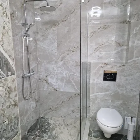 Casa de hóspedes Selis - *